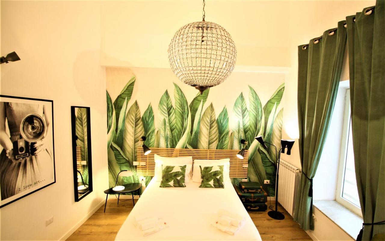 Daily Napoli - Lungomare Hotel Bagian luar foto